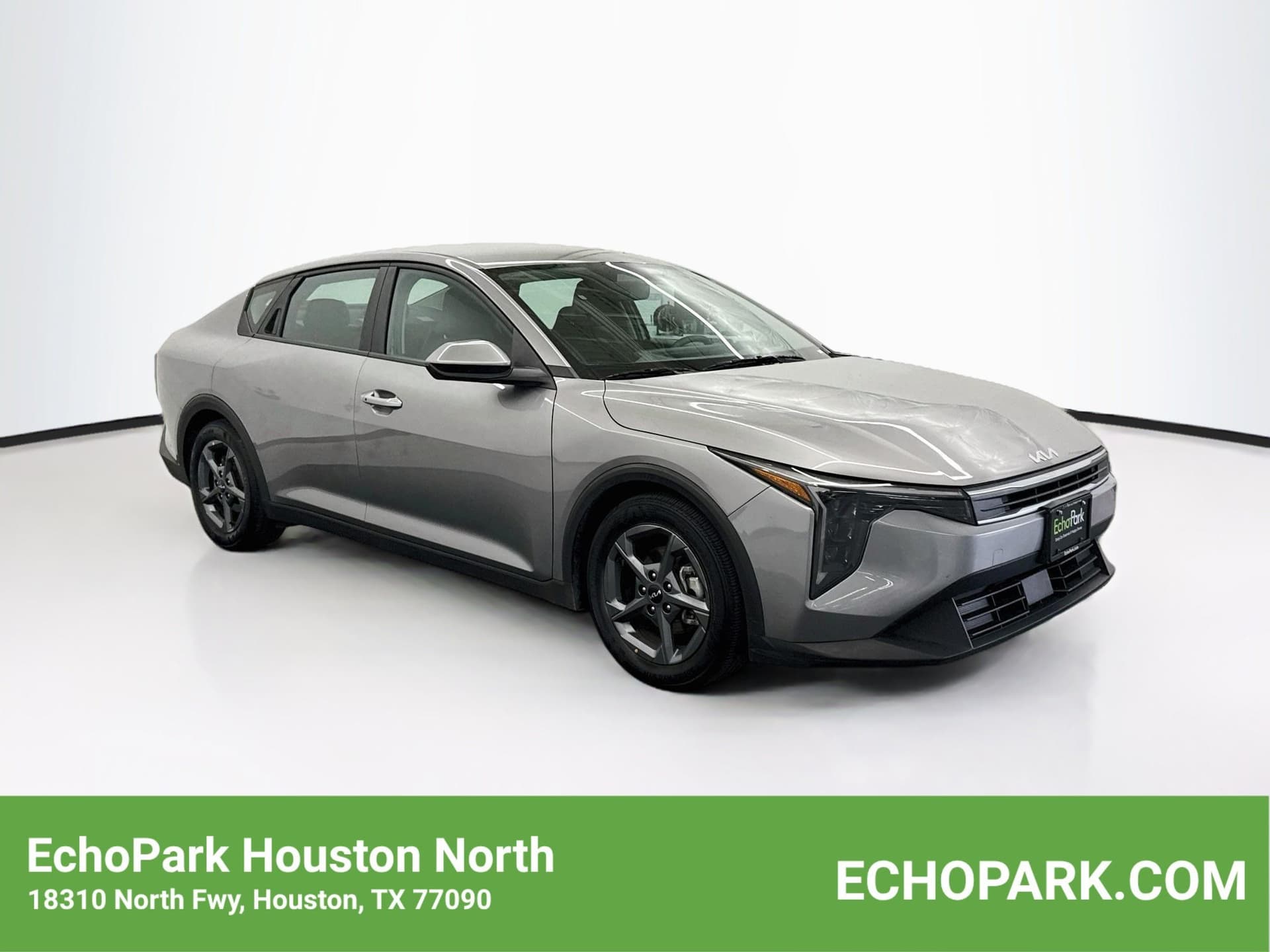 2025 Kia K4 LXS — photo 1 of 29