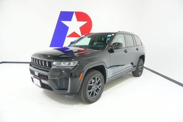 2027 Jeep Grand Cherokee Laredo Altitude — photo 1 of 53