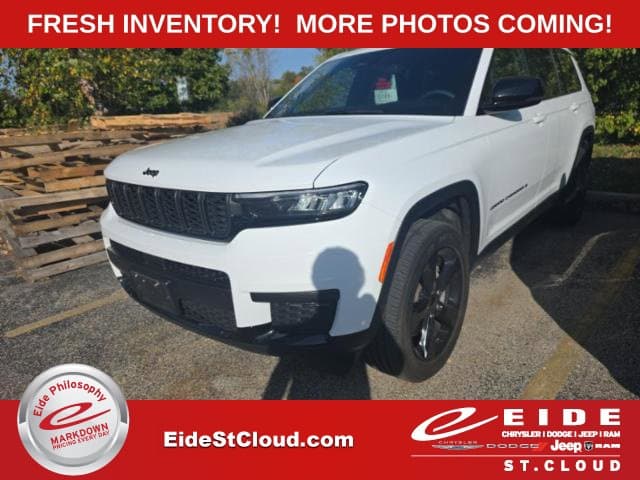 2023 Jeep Grand Cherokee L Altitude — photo 1 of 19