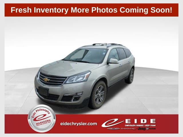 2017 Chevrolet Traverse Base — photo 1 of 20