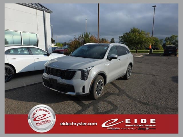 2025 Kia Sorento S — photo 1 of 27
