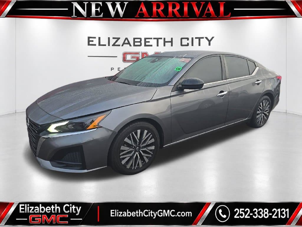 2024 Nissan Altima 2.5 SV — photo 1 of 6