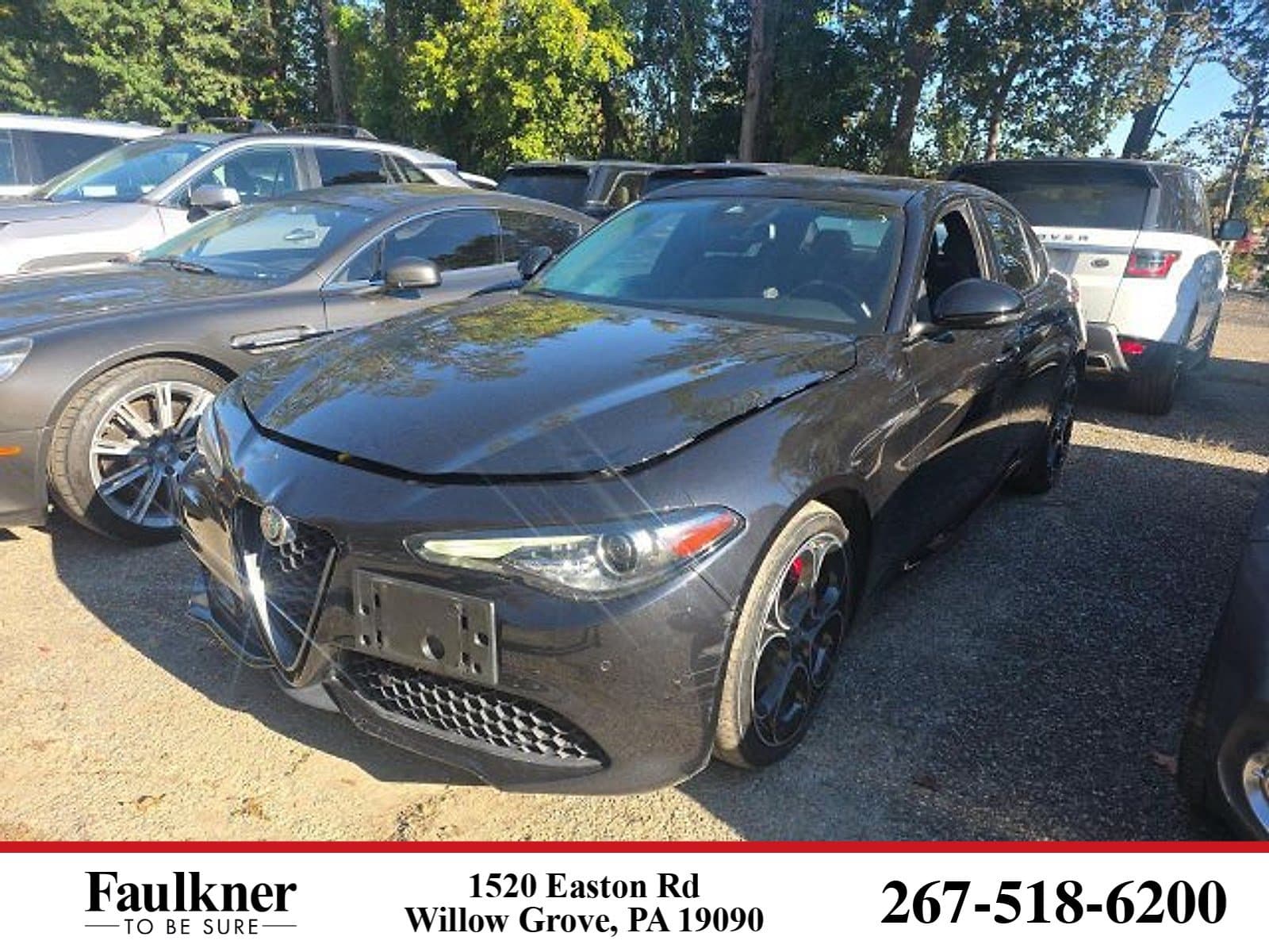 2023 Alfa Romeo Giulia Veloce — photo 1 of 12