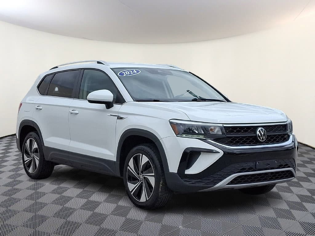 2024 Volkswagen Taos SE — photo 1 of 30