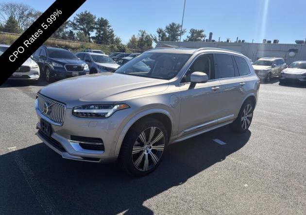 2024 Volvo XC90 Recharge Plug-In Hybrid Base — photo 1 of 22