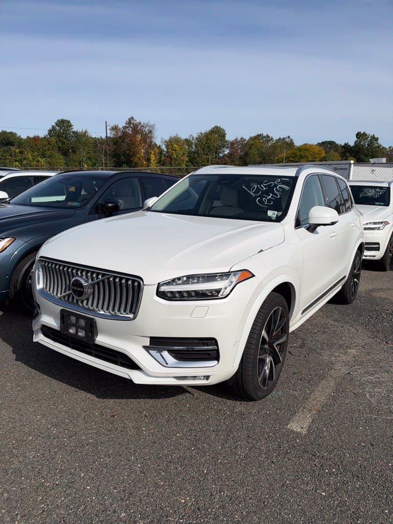 2024 Volvo XC90 Base — photo 1 of 11