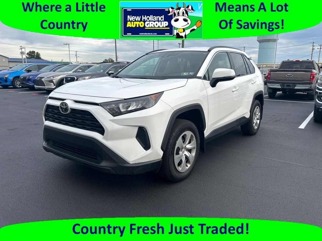2021 Toyota RAV4 LE — photo 1 of 11