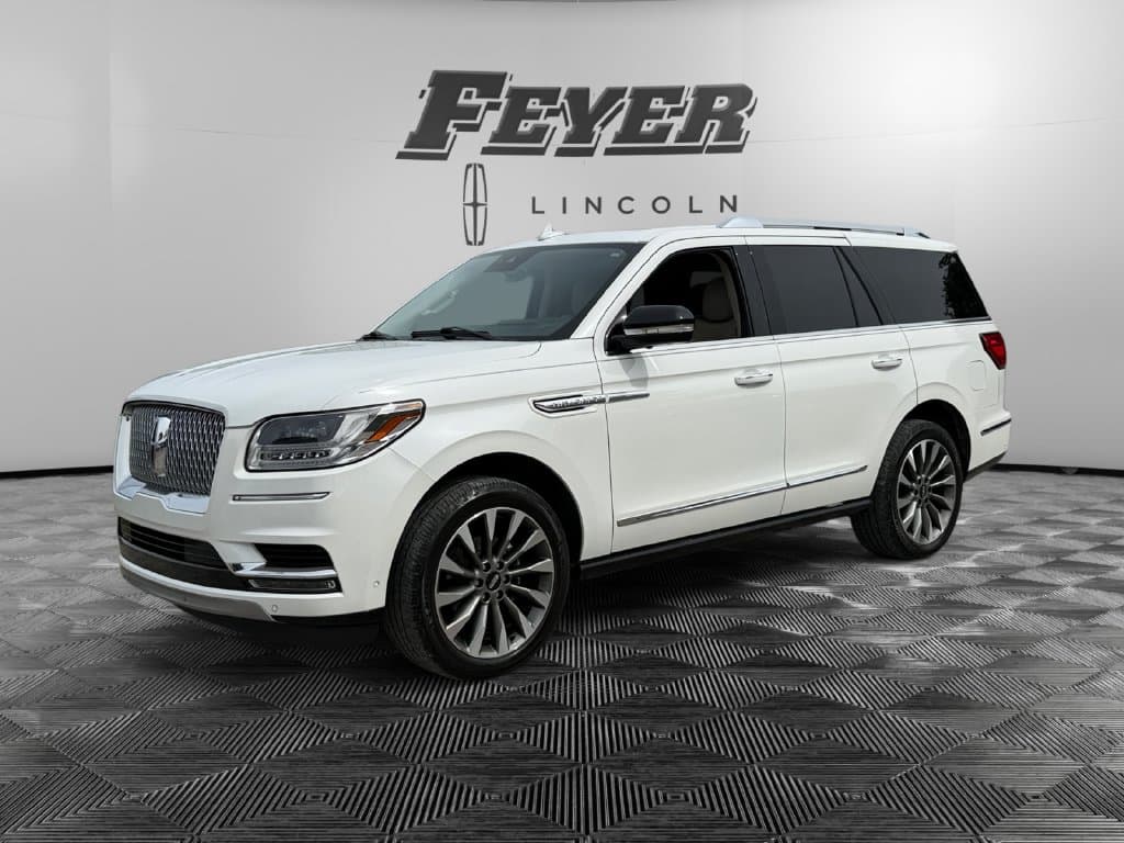 2021 Lincoln Navigator Reserve — photo 1 of 24
