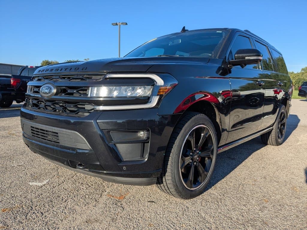 2023 Ford Expedition Limited — photo 1 of 43