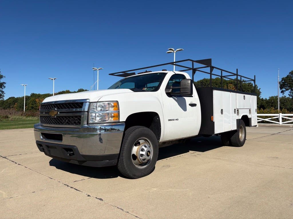 2011 Chevrolet Silverado 3500HD WT — photo 1 of 21