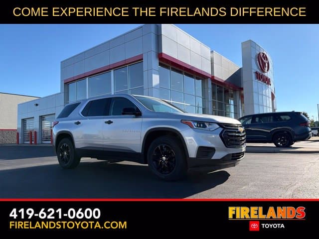 2019 Chevrolet Traverse Base — photo 1 of 25