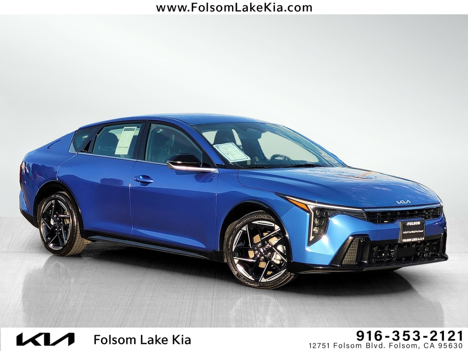 2025 Kia K4 GT-Line — photo 1 of 30