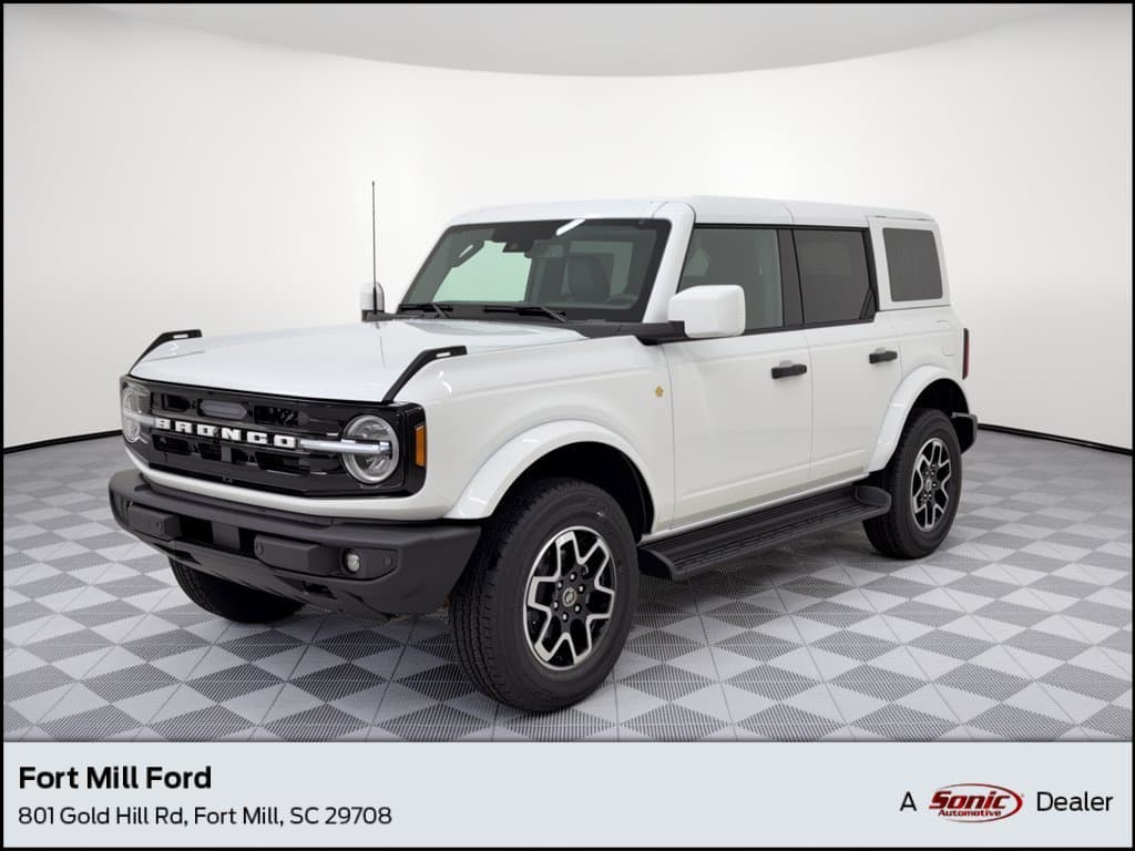 2026 Ford Bronco Outer Banks — photo 1 of 39