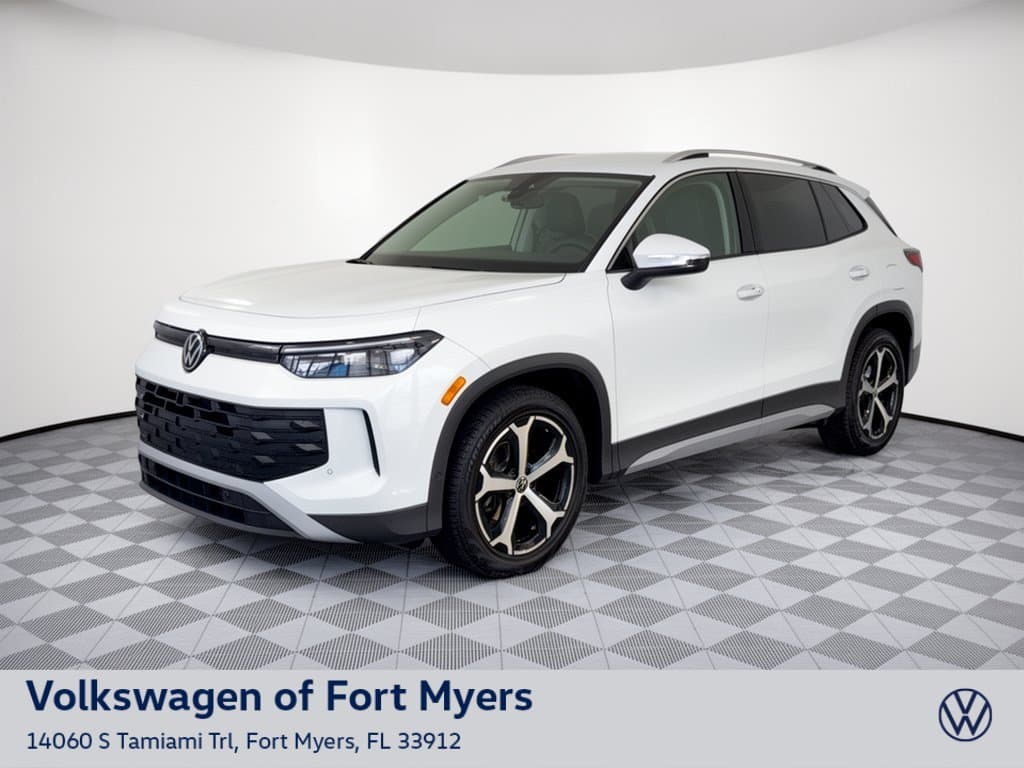 2026 Volkswagen Tiguan SE — photo 1 of 32