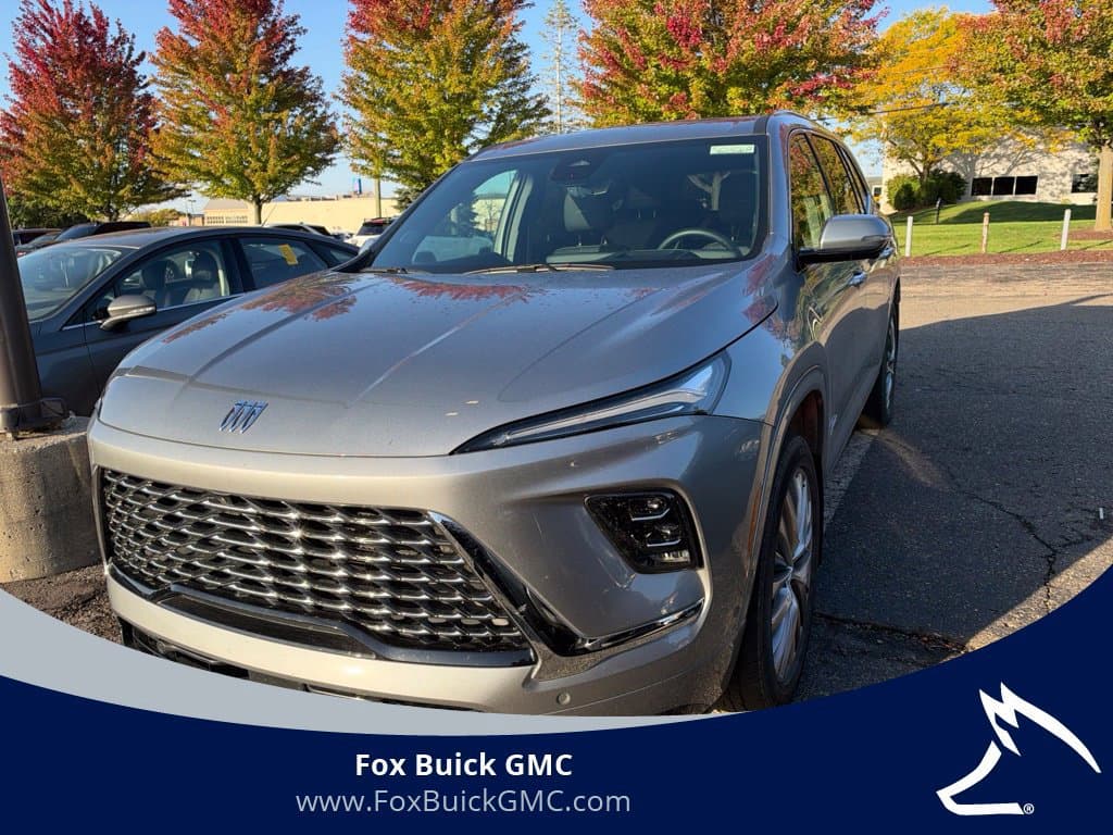 2026 Buick Enclave Avenir — photo 1 of 16