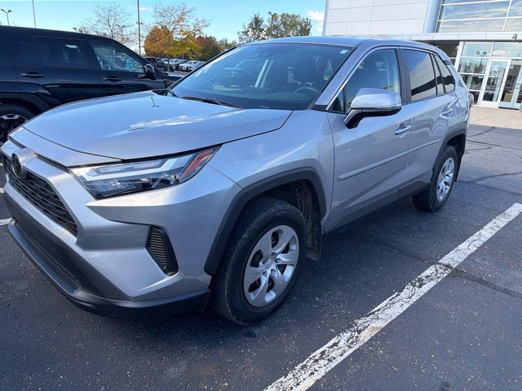 2023 Toyota RAV4 LE — photo 1 of 2