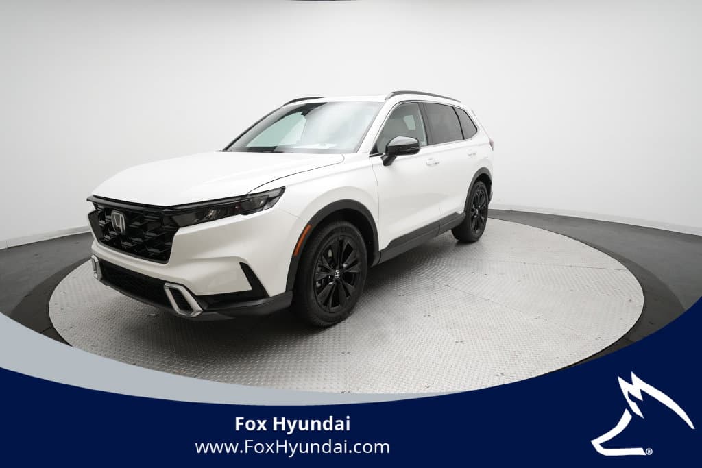 2024 Honda CR-V Hybrid Sport Touring — photo 1 of 38