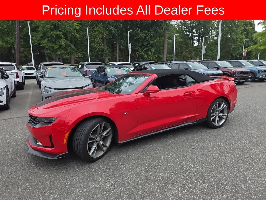 2022 Chevrolet Camaro 2LT — photo 1 of 17