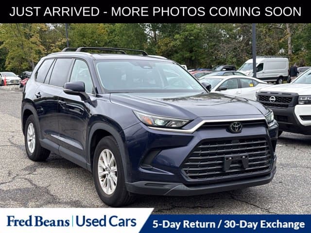 2024 Toyota Grand Highlander XLE — photo 1 of 16