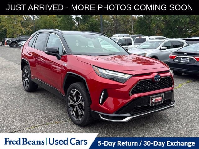 2023 Toyota RAV4 Prime XSE — photo 1 of 17