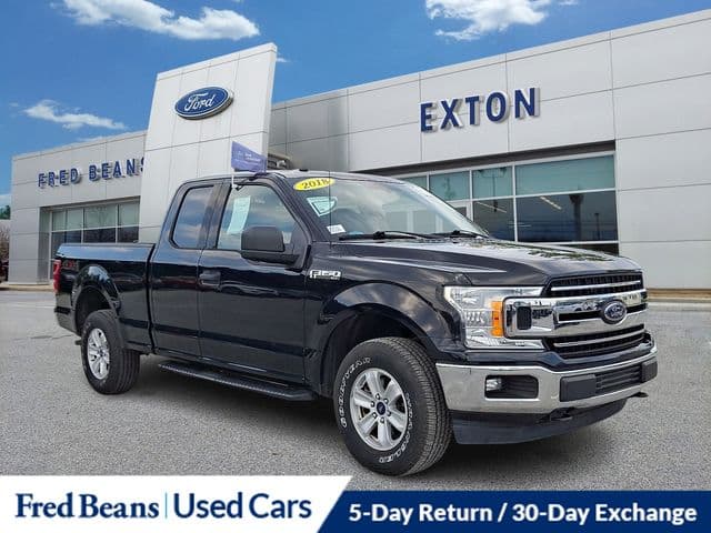 2018 Ford F-150 XLT — photo 1 of 39