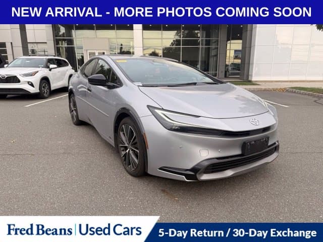2025 Toyota Prius XLE — photo 1 of 12
