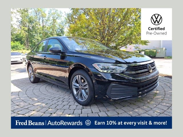 2023 Volkswagen Jetta SE — photo 1 of 34