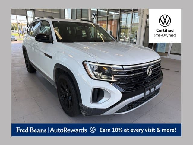 2025 Volkswagen Atlas 2.0T Peak Edition — photo 1 of 18