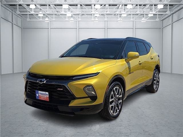 2023 Chevrolet Blazer RS — photo 1 of 19