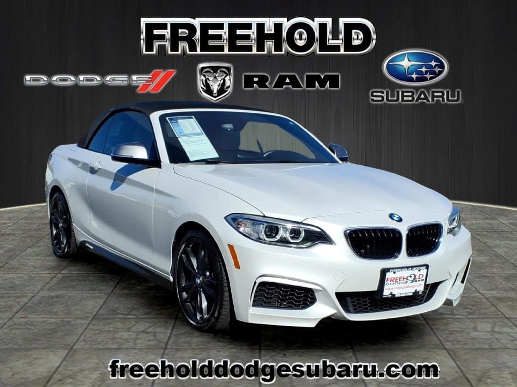 2017 BMW 2 Series M240i — photo 1 of 19