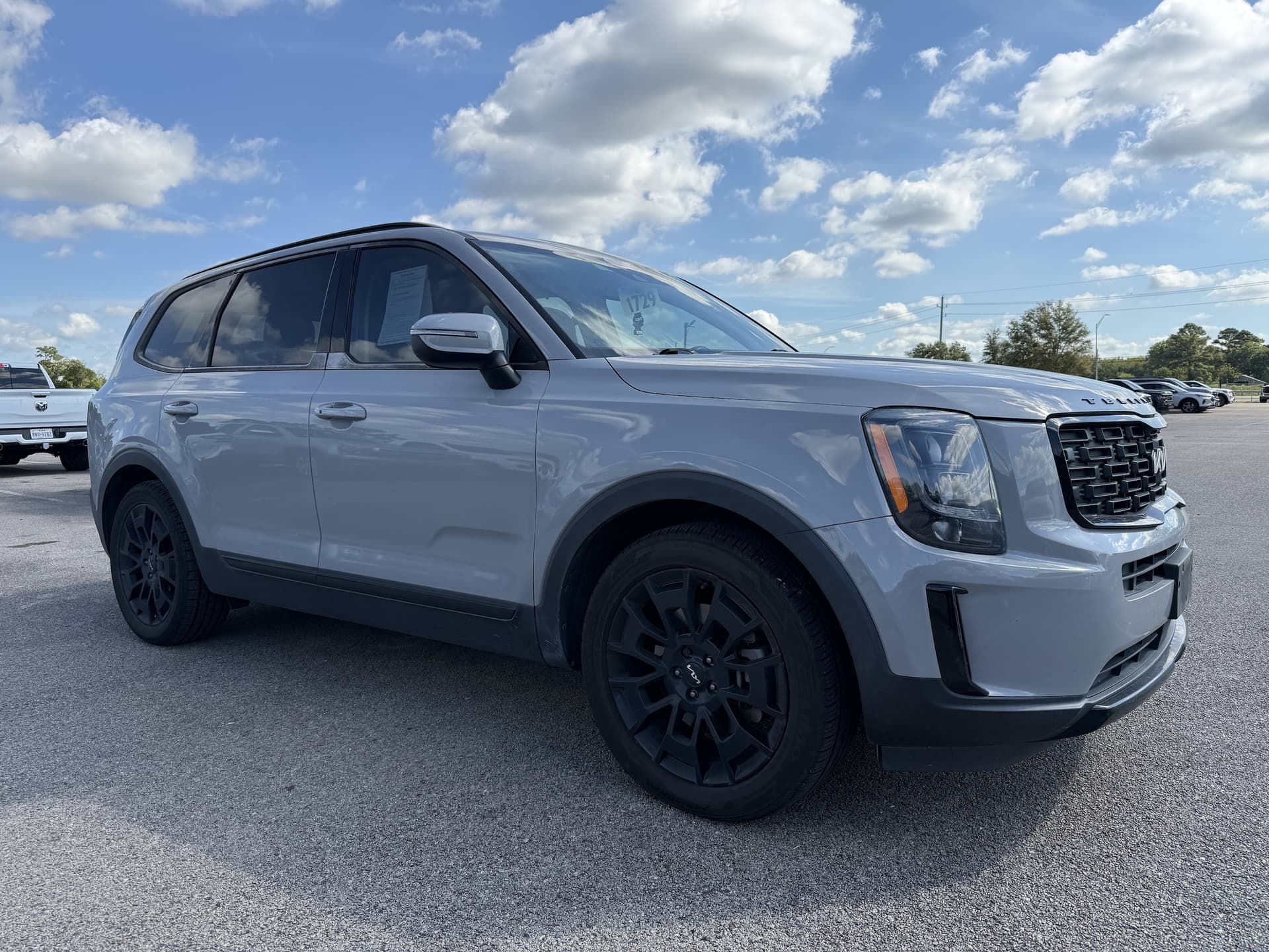 2022 Kia Telluride EX — photo 1 of 5