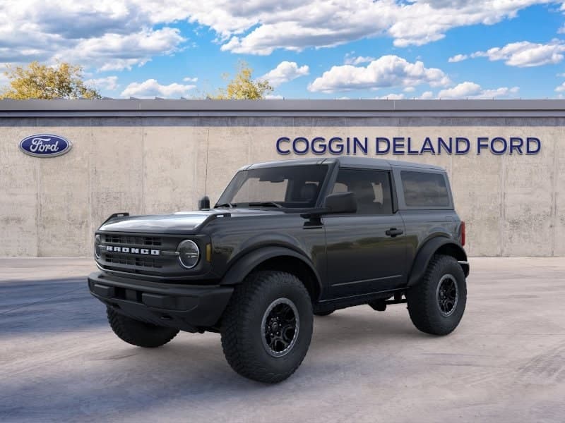2026 Ford Bronco Base — photo 1 of 32