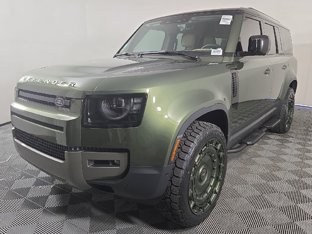2026 Land Rover Defender S — photo 1 of 22