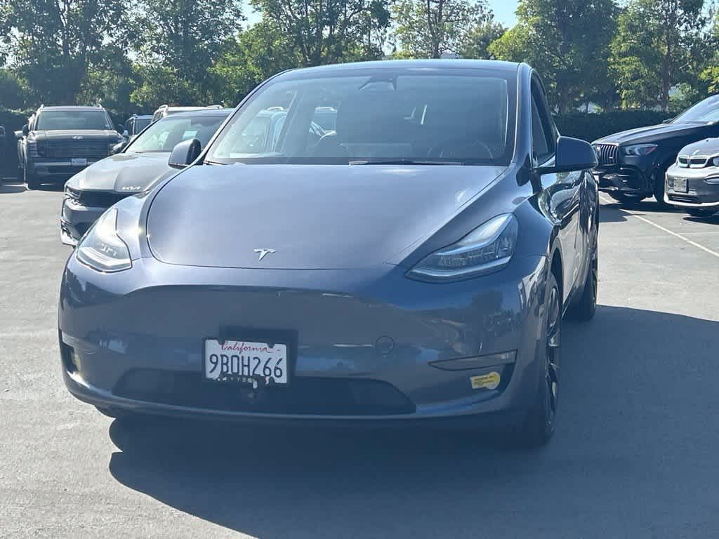 2022 Tesla Model Y Long Range — photo 1 of 12