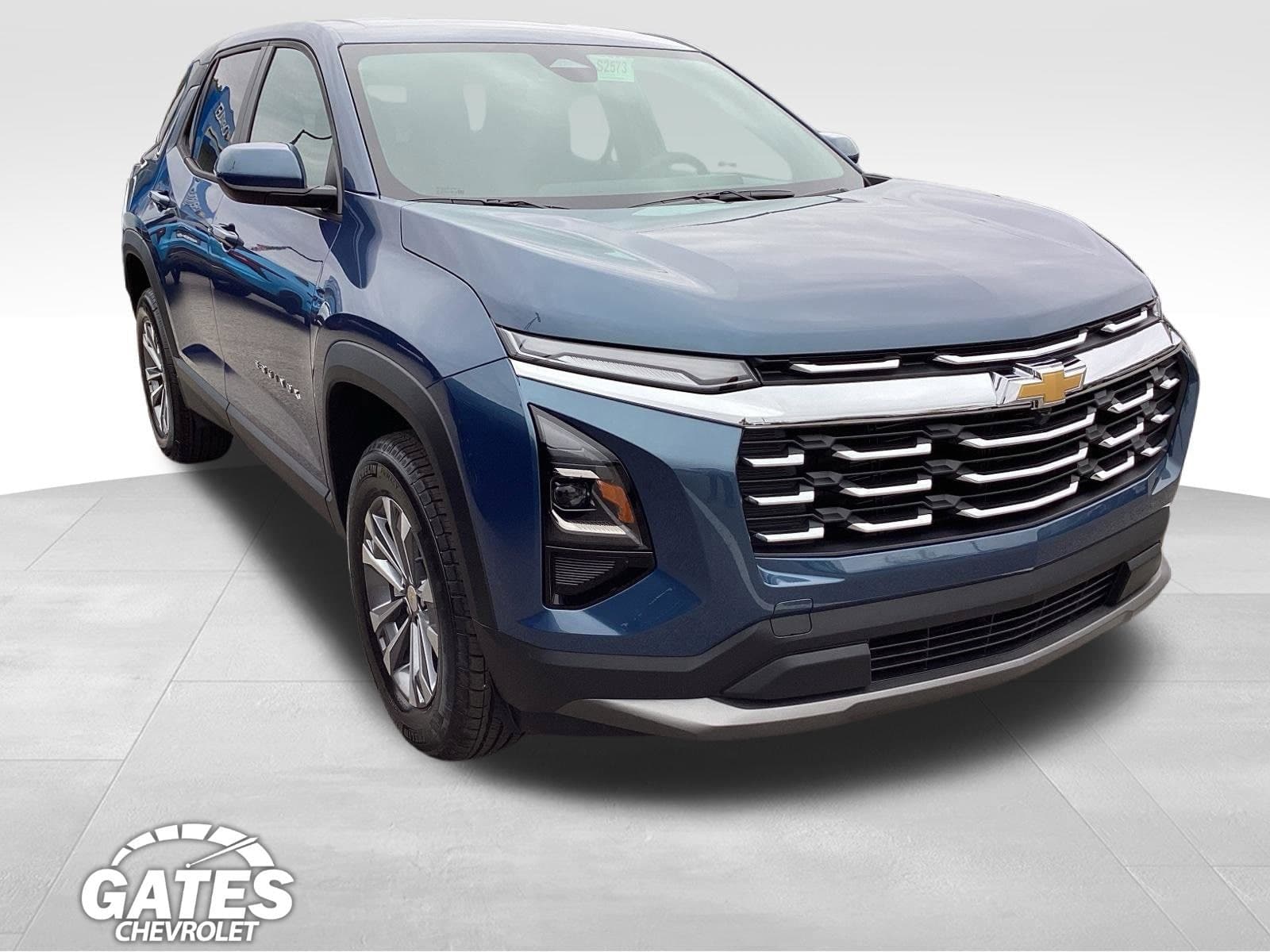2027 Chevrolet Equinox AWD LT — photo 1 of 20