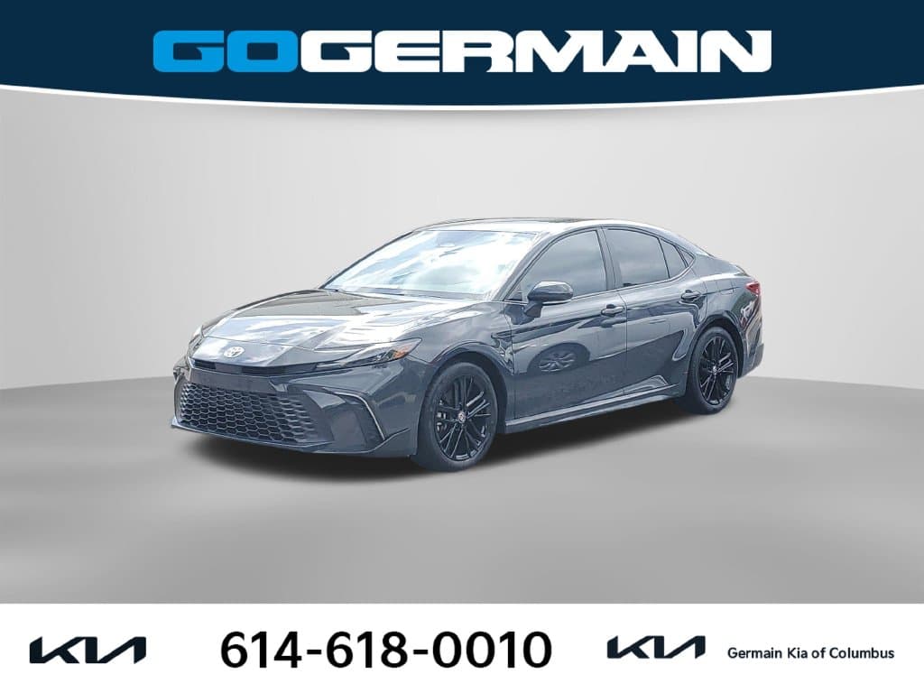 2026 Toyota Camry SE — photo 1 of 33