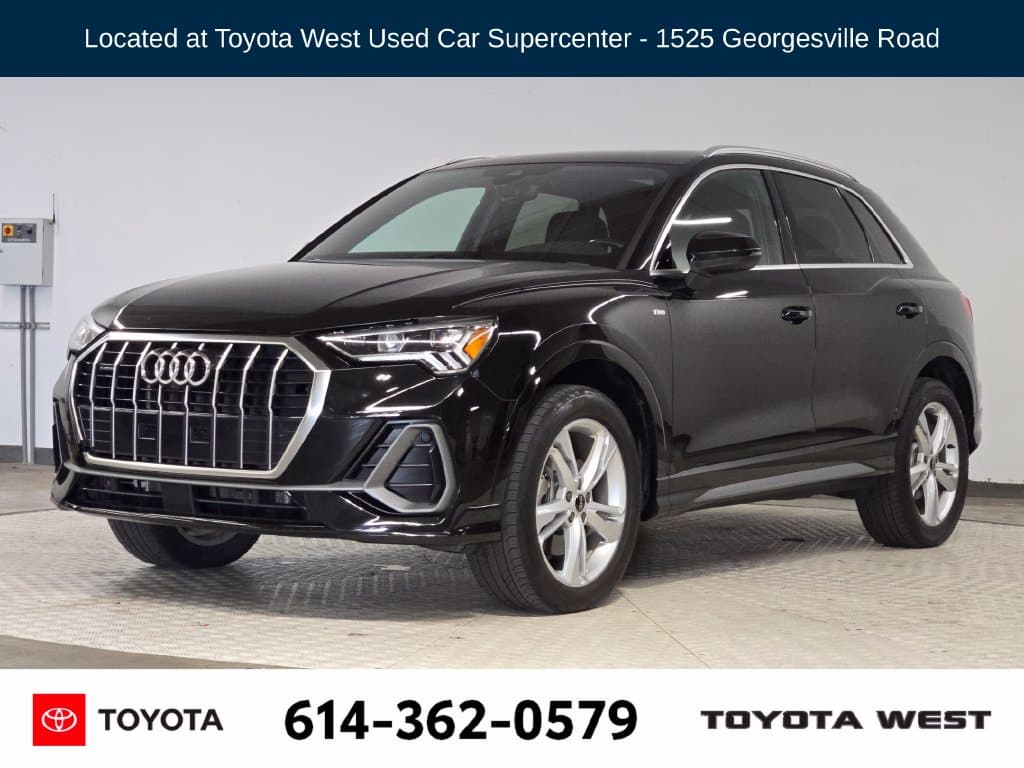 2022 Audi Q3 Base — photo 1 of 38