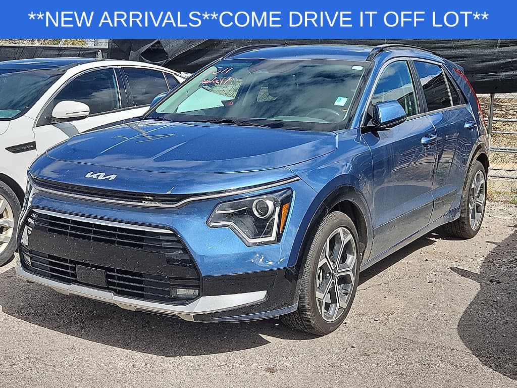 2024 Kia Niro EX Touring — photo 1 of 5