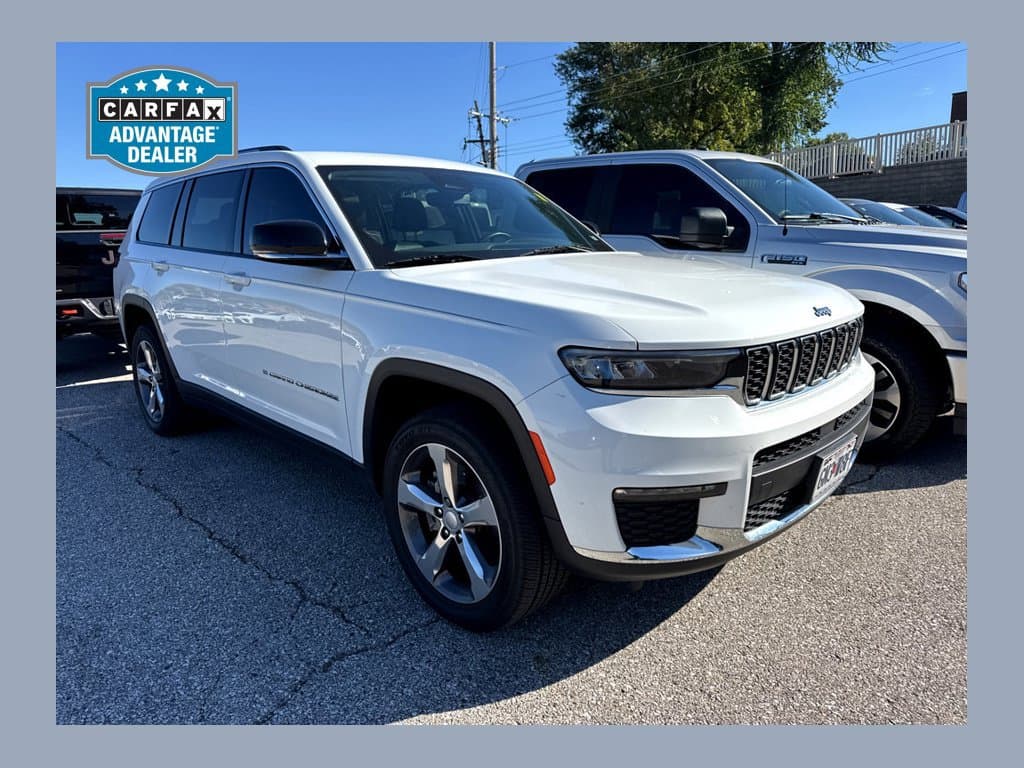 2021 Jeep Grand Cherokee L Limited — photo 1 of 7