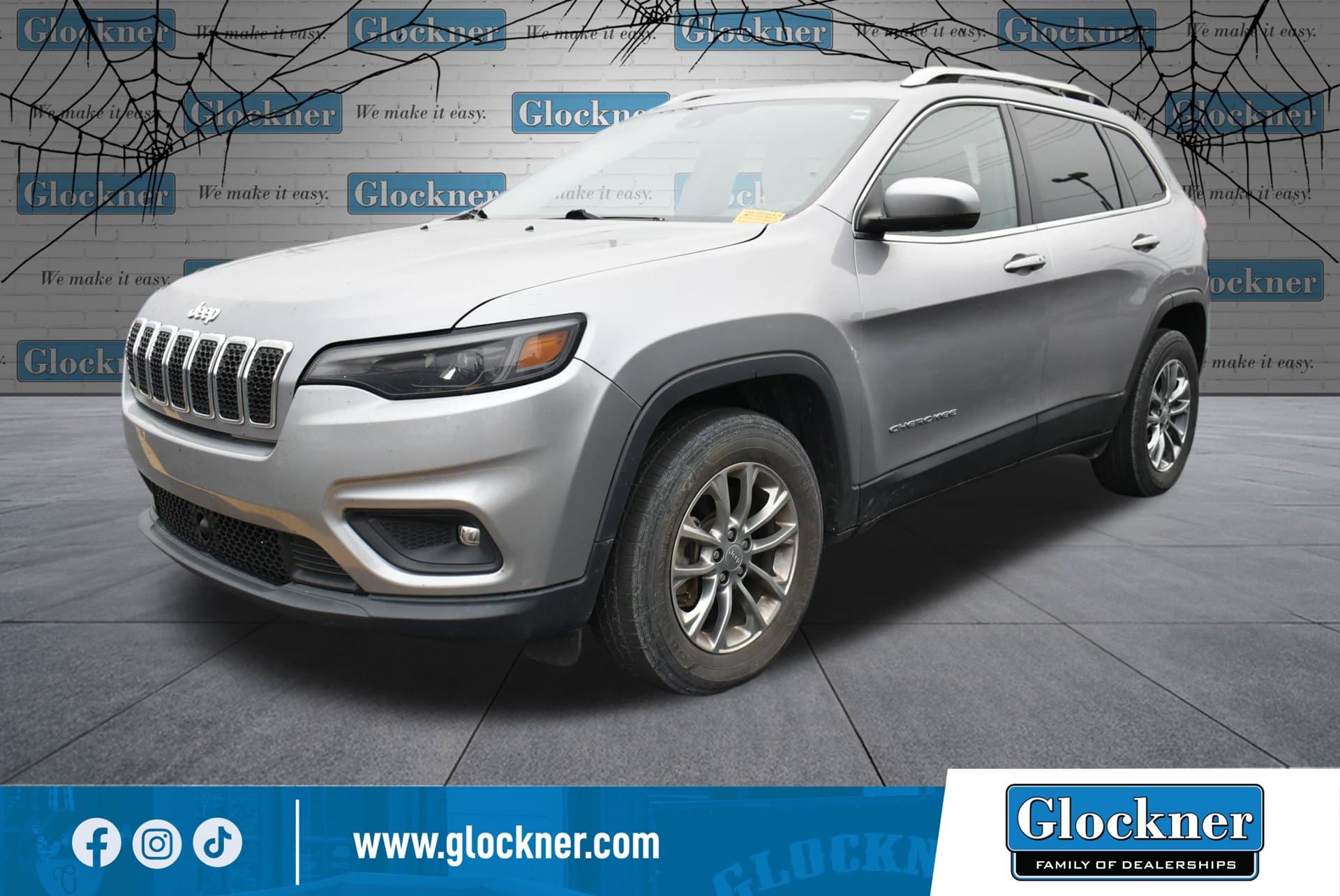 2021 Jeep Cherokee Latitude Lux — photo 1 of 27