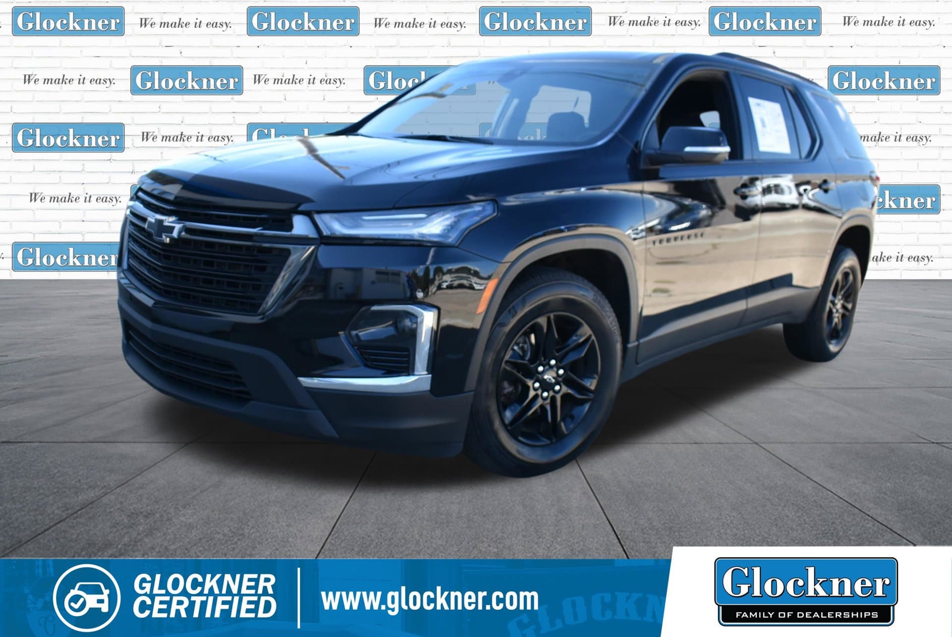 2023 Chevrolet Traverse LT Cloth — photo 1 of 19