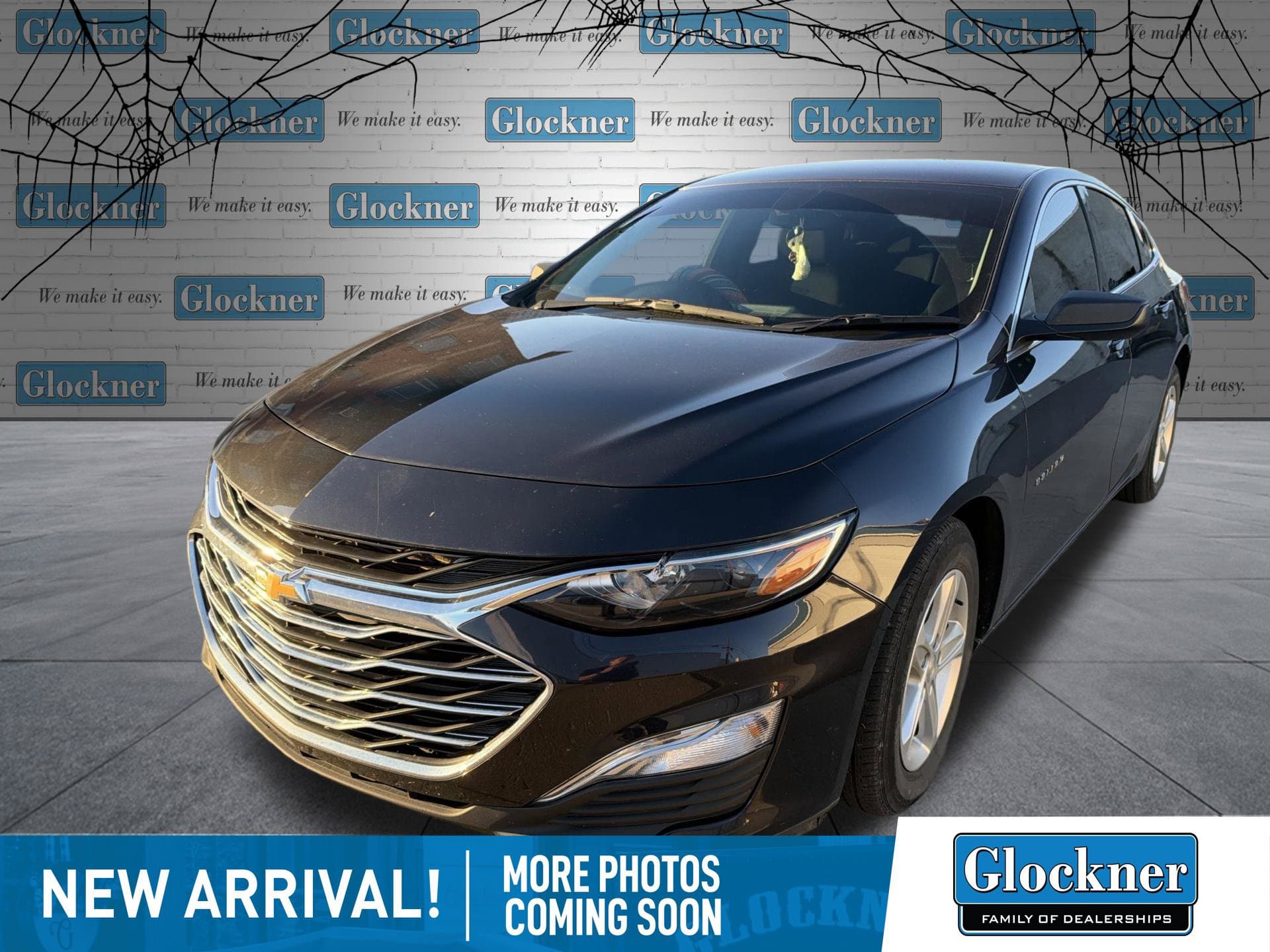 2022 Chevrolet Malibu LS — photo 1 of 9