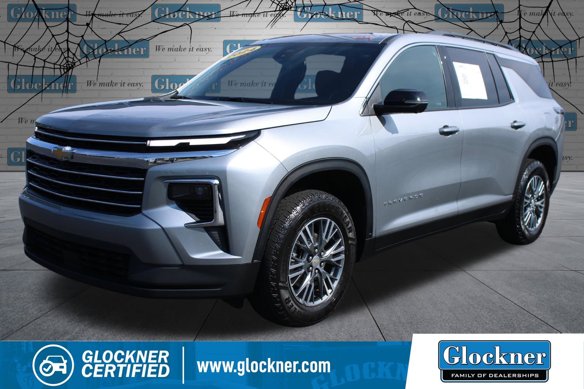 2024 Chevrolet Traverse AWD LT — photo 1 of 51