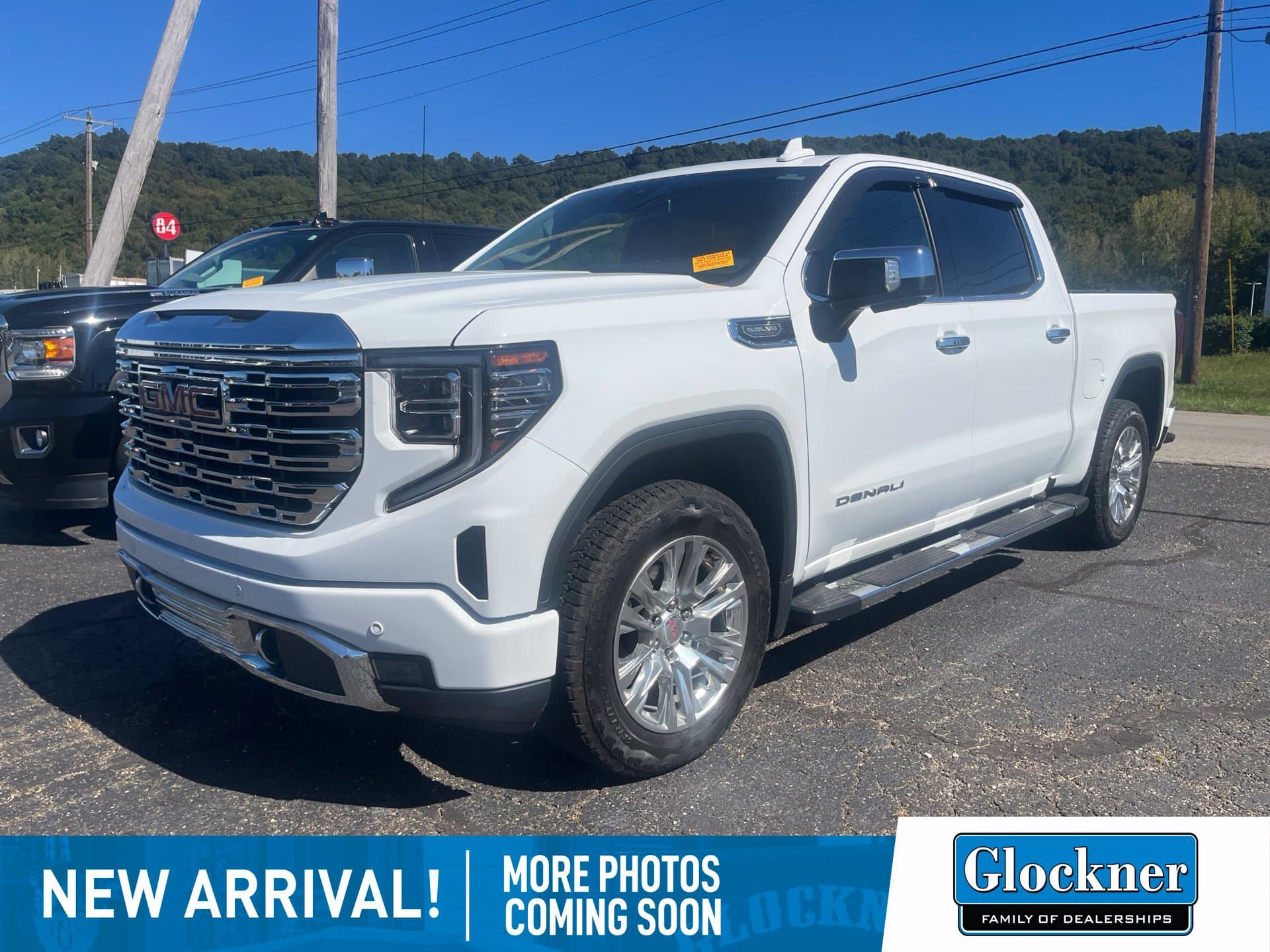 2023 GMC Sierra 1500 Denali — photo 1 of 5