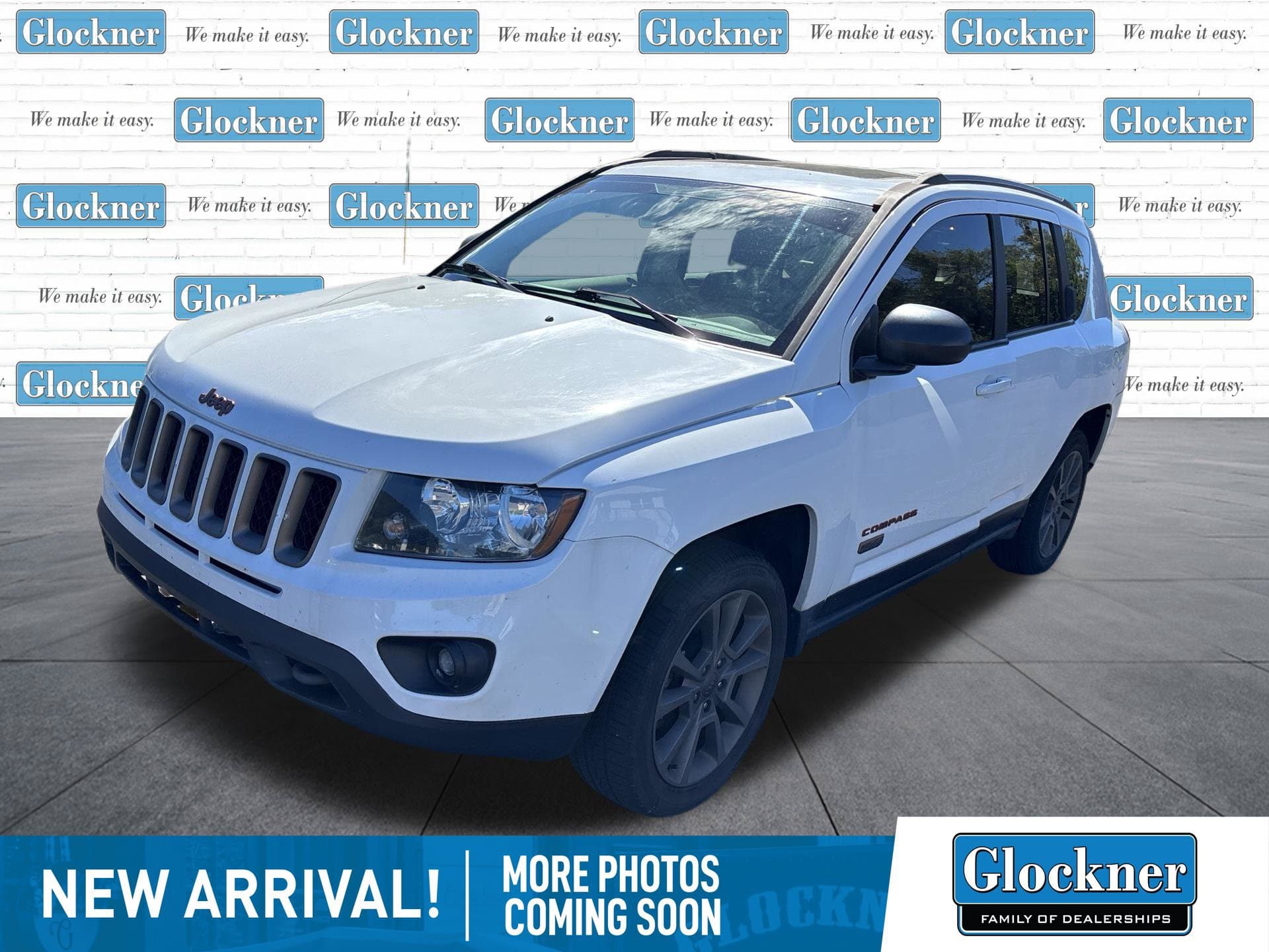 2017 Jeep Compass Sport — photo 1 of 10