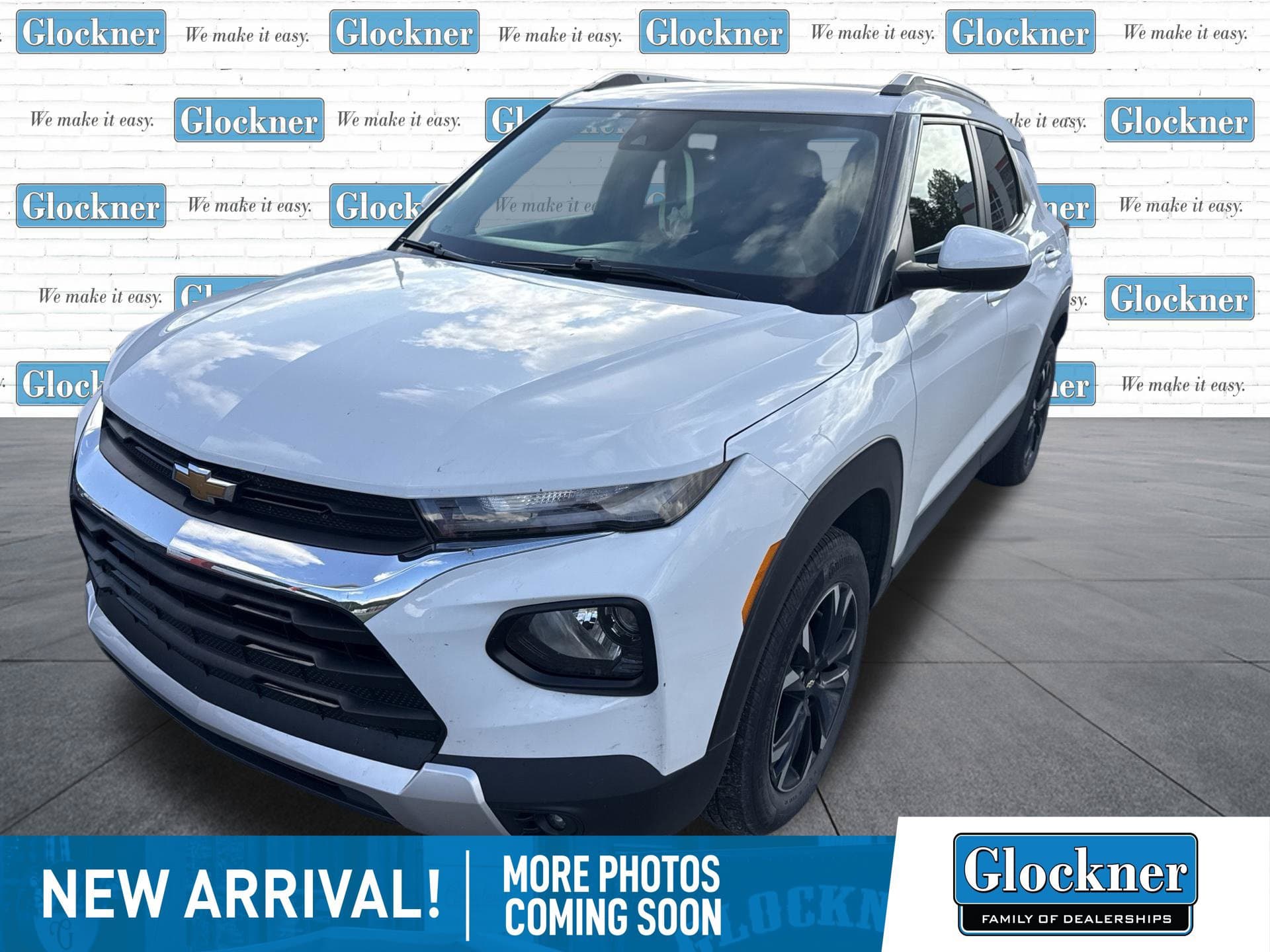 2023 Chevrolet Trailblazer LT — photo 1 of 10