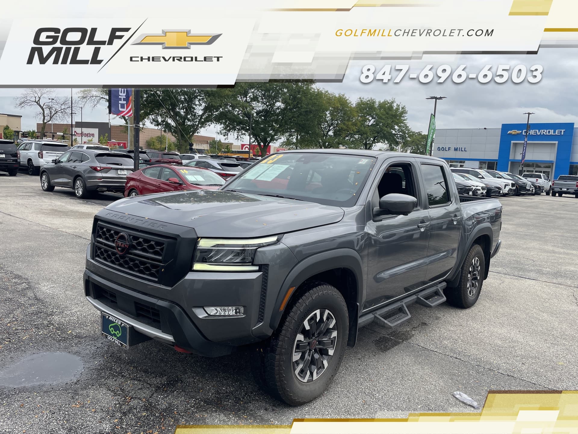 2023 Nissan Frontier PRO-4X — photo 1 of 31
