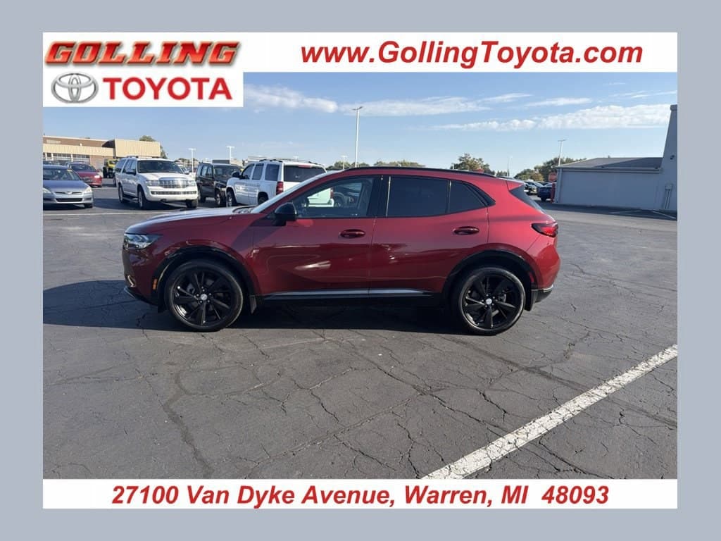 2021 Buick Envision Essence — photo 1 of 10