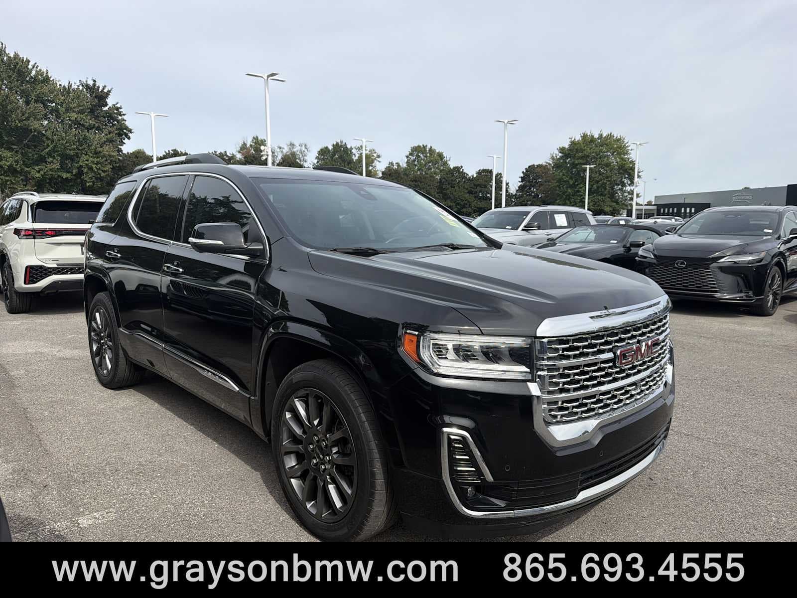 2023 GMC Acadia Denali — photo 1 of 12