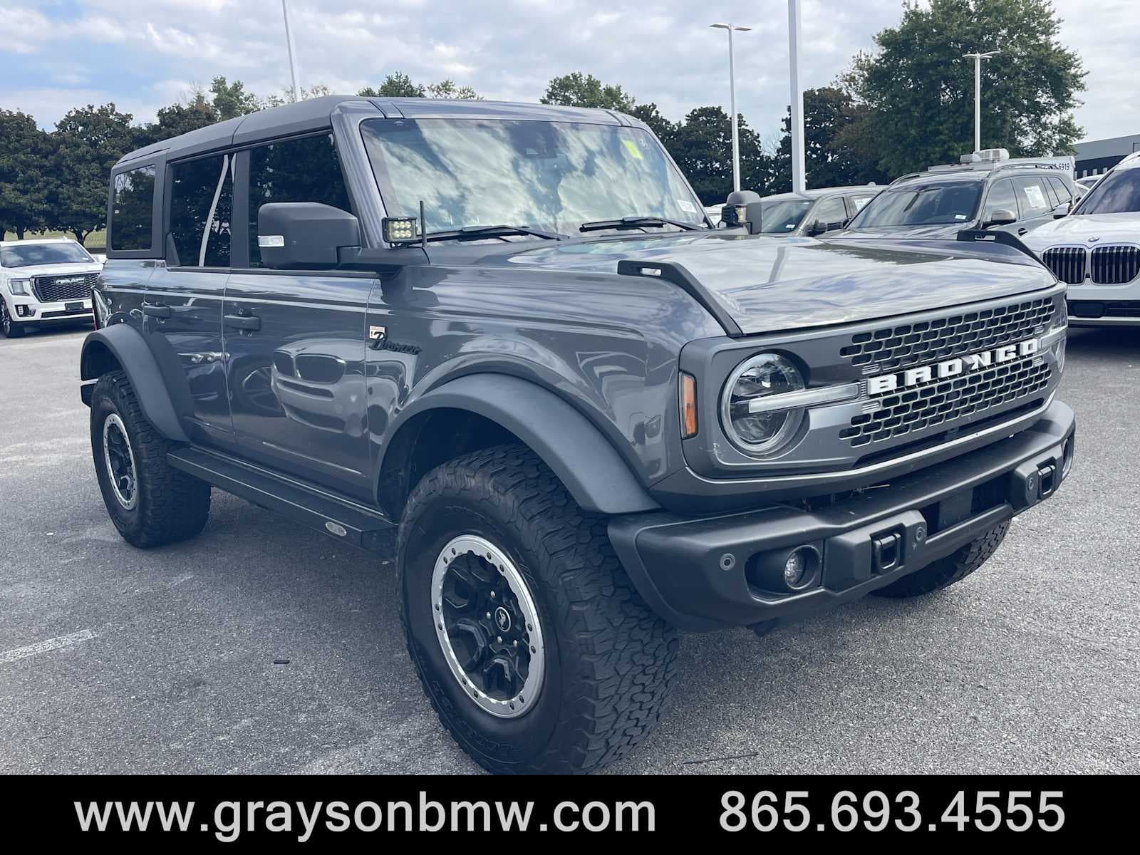 2023 Ford Bronco Badlands — photo 1 of 12